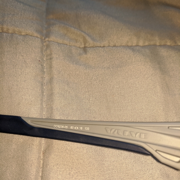 Authentic Men's Oakley Sunglasses 🕶️ - Picture 10 of 12